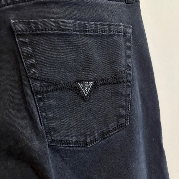 $19❄️ Guess Slim Straight Black Jeans Size 29x32 - Picture 14 of 15